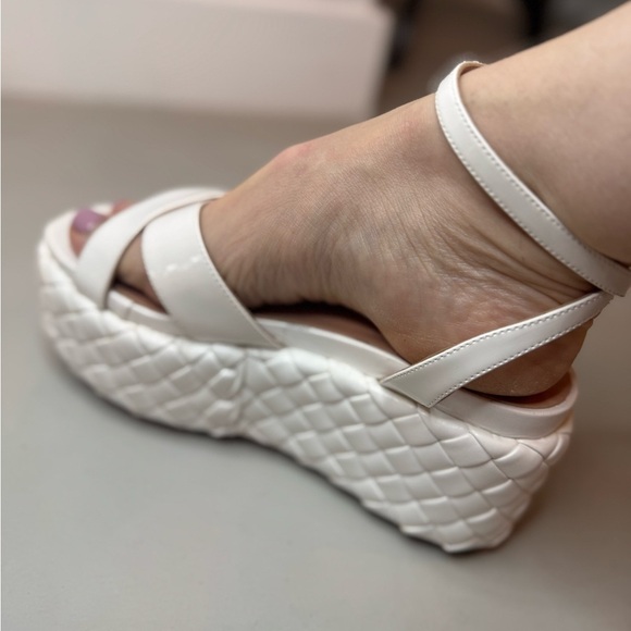 Pollini White Wedge Sandals – Size 7 – Made in Italy - Picture 3 of 17